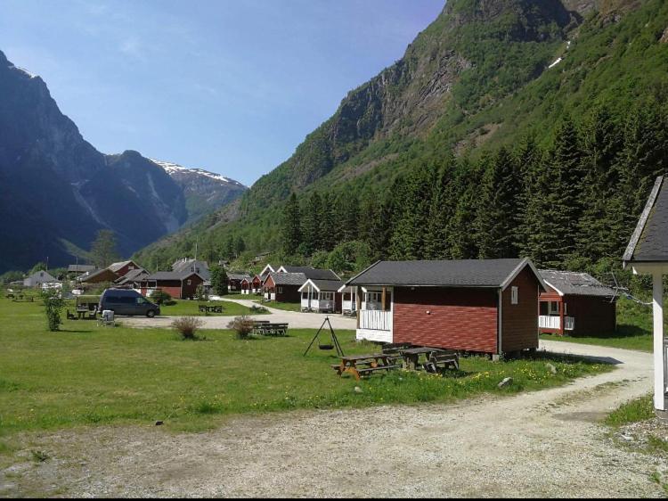 Gudvangen Camping Hotel Exterior photo