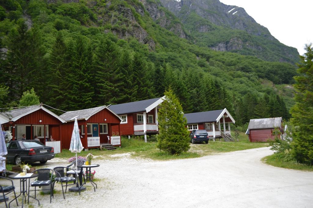 Gudvangen Camping Hotel Exterior photo